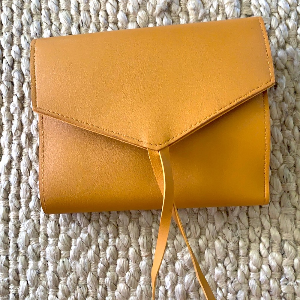 Katherine tech organizer roll